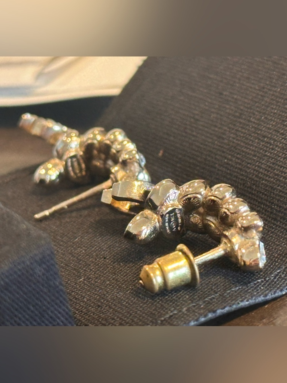 CHANEL Crystal CC Leaf Stud Earrings - Picture 6 of 6